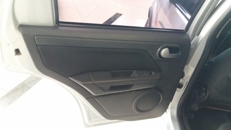 ECOSPORT 1.6 XLT FREESTYLE 8V FLEX 4P MANUAL - 2011 - FARROUPILHA