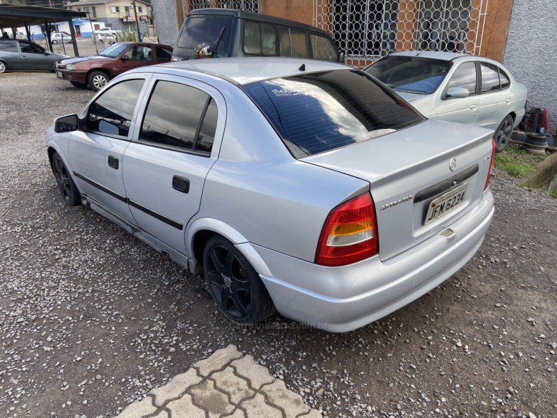 ASTRA 2.0 MPFI GLS 8V GASOLINA 4P MANUAL - 1999 - CAXIAS DO SUL