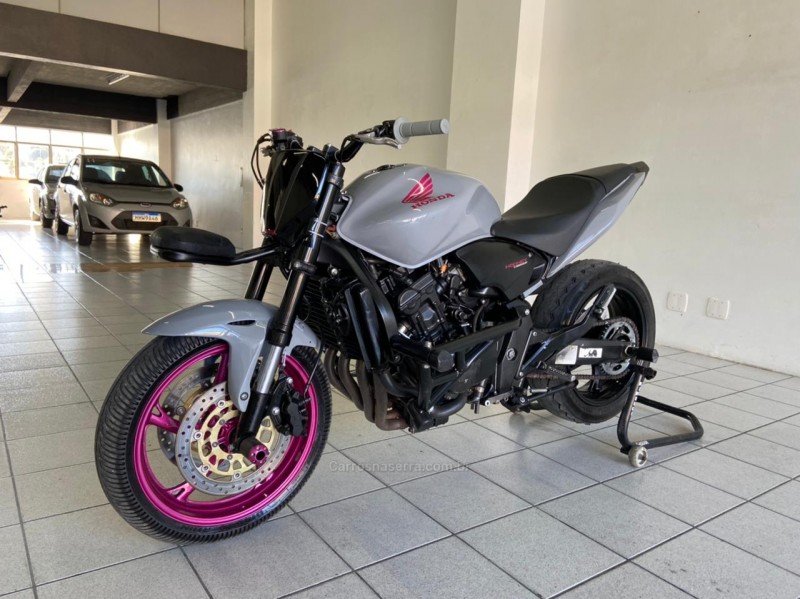 CB 600F HORNET - 2011 - CAXIAS DO SUL