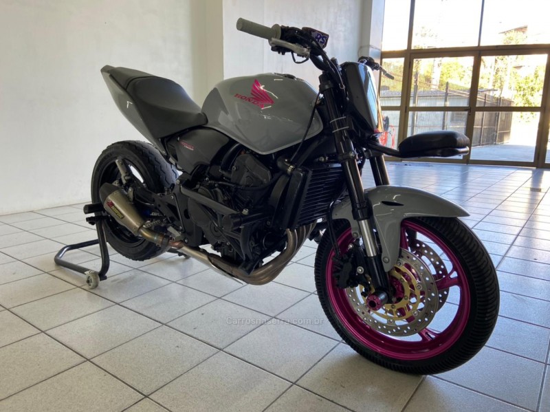 CB 600F HORNET - 2011 - CAXIAS DO SUL