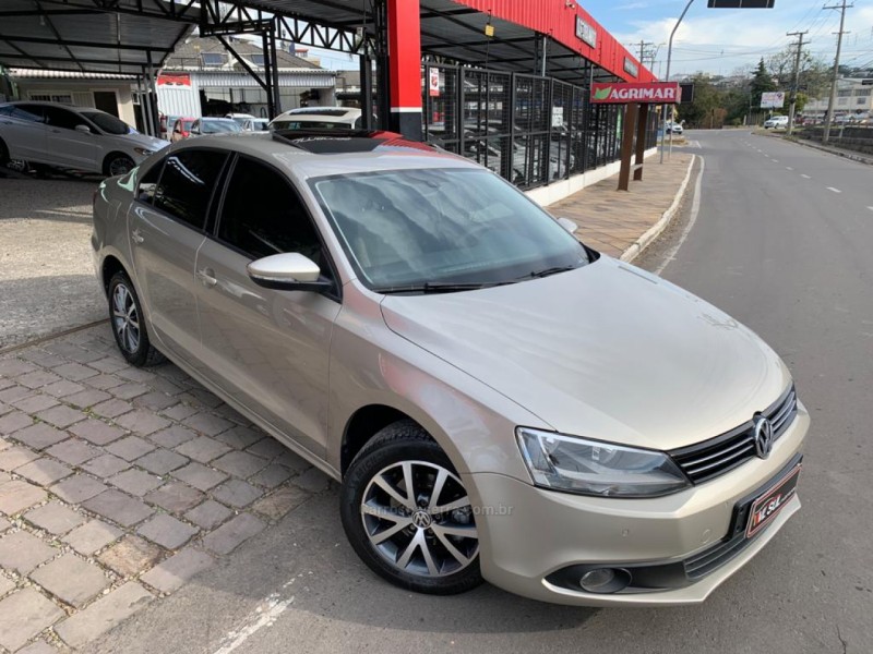 jetta 2.0 comfortline flex 4p tiptronic 2014 caxias do sul