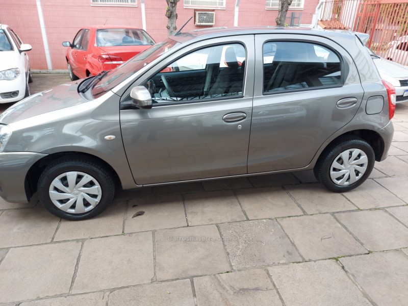 ETIOS 1.3 X 16V FLEX 4P MANUAL