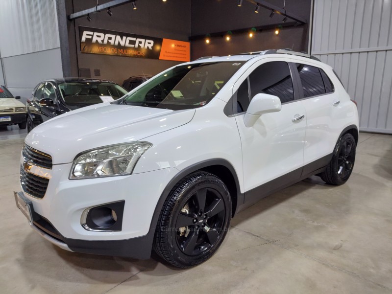 tracker 1.8 mpfi ltz 4x2 16v flex 4p automatico 2014 antonio prado