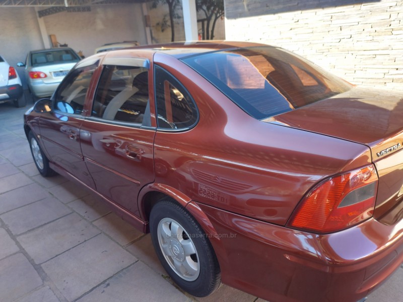 VECTRA 2.0 MPFI GLS 8V GASOLINA 4P MANUAL - 2021 - DOIS IRMãOS