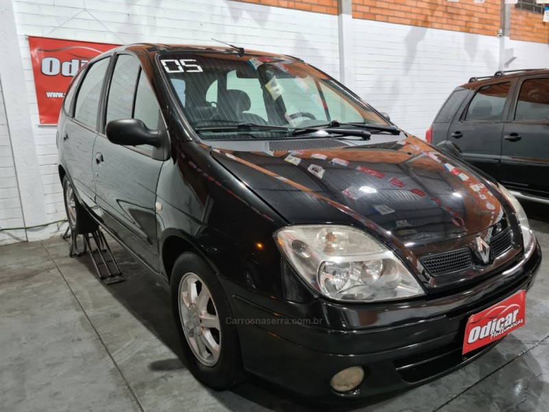 scenic 2.0 expression 16v gasolina 4p manual 2005 caxias do sul