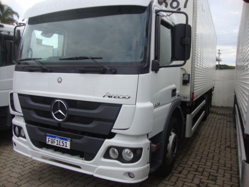 atego 2426 6x2 2014 garibaldi