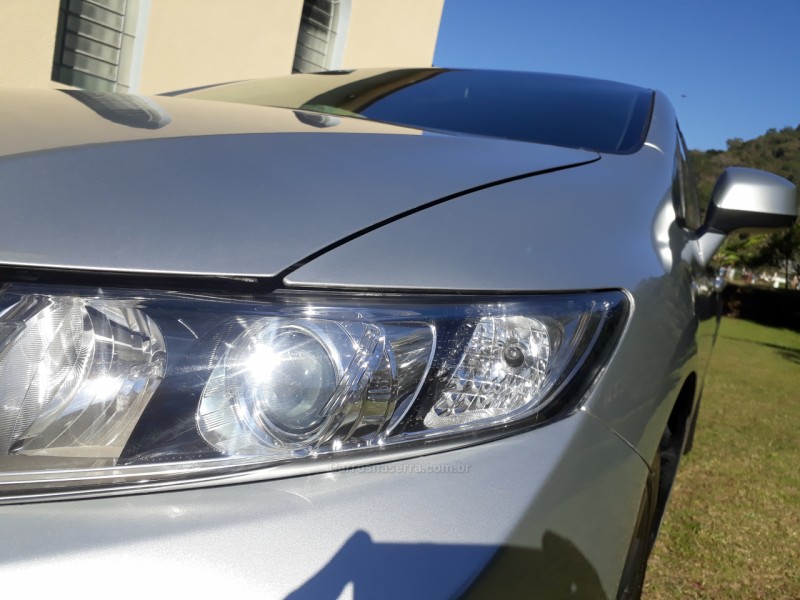CIVIC 1.8 LXS 16V FLEX 4P AUTOMÁTICO - 2015 - TRêS COROAS