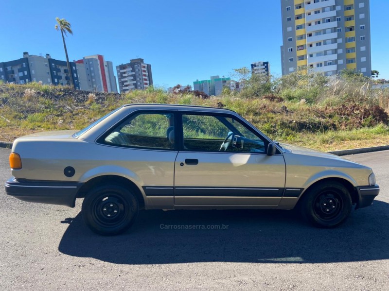 VERONA 1.8 GLX 8V GASOLINA 2P MANUAL - 1990 - CAXIAS DO SUL