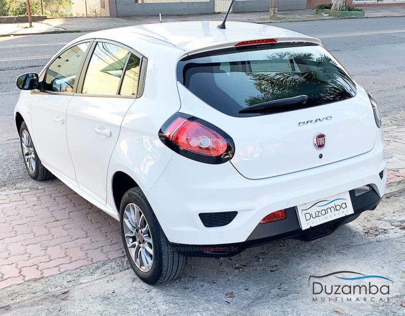 BRAVO 1.8 ESSENCE 16V FLEX 4P AUTOMATIZADO - 2016 - CAXIAS DO SUL