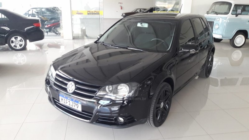 GOLF 1.6 MI 8V FLEX 4P MANUAL
