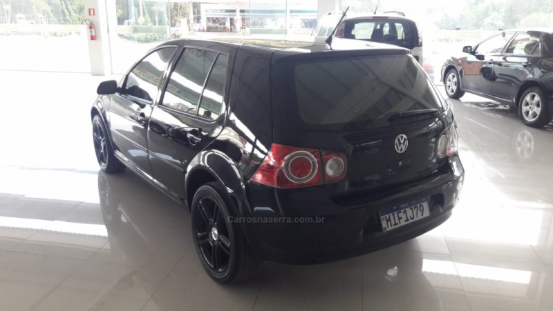 GOLF 1.6 MI 8V FLEX 4P MANUAL - 2009 - NOVA PETRóPOLIS