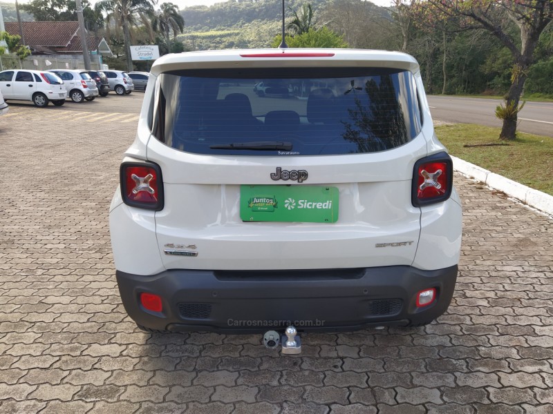 RENEGADE 2.0 16V TURBO DIESEL SPORT 4P 4X4 AUTOMÁTICO - 2016 - MORRO REUTER