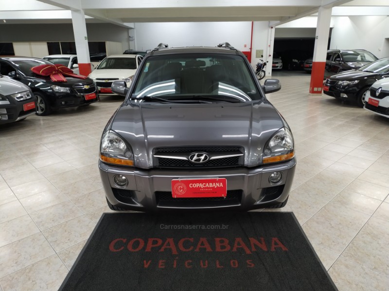 tucson 2.0 mpfi gls top 16v 143cv 2wd flex 4p automatico 2017 caxias do sul