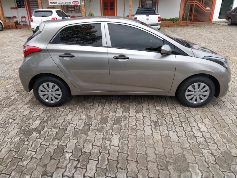 HB20 1.0 COMFORT 12V FLEX 4P MANUAL - 2016 - MORRO REUTER