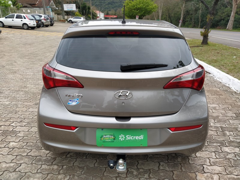 HB20 1.0 COMFORT 12V FLEX 4P MANUAL - 2016 - MORRO REUTER
