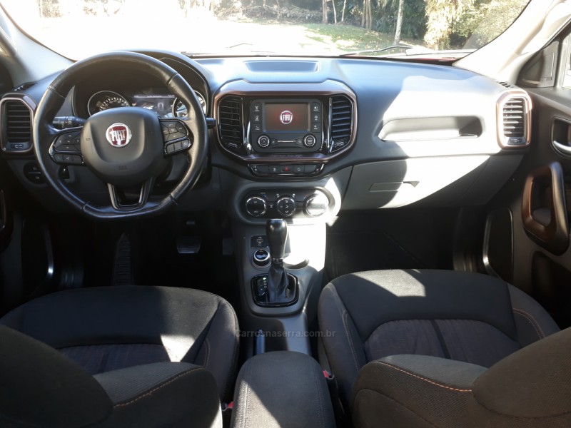 TORO 2.0 16V TURBO DIESEL VOLCANO 4WD AUTOMÁTICO - 2017 - TRêS COROAS