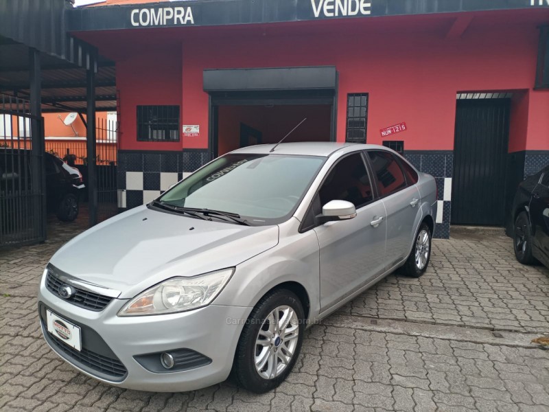 focus 2.0 ghia sedan 16v gasolina 4p automatico 2013 caxias do sul