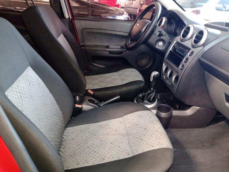 FIESTA 1.6 MPI CLASS HATCH 8V FLEX 4P MANUAL - 2013 - SãO SEBASTIãO DO CAí