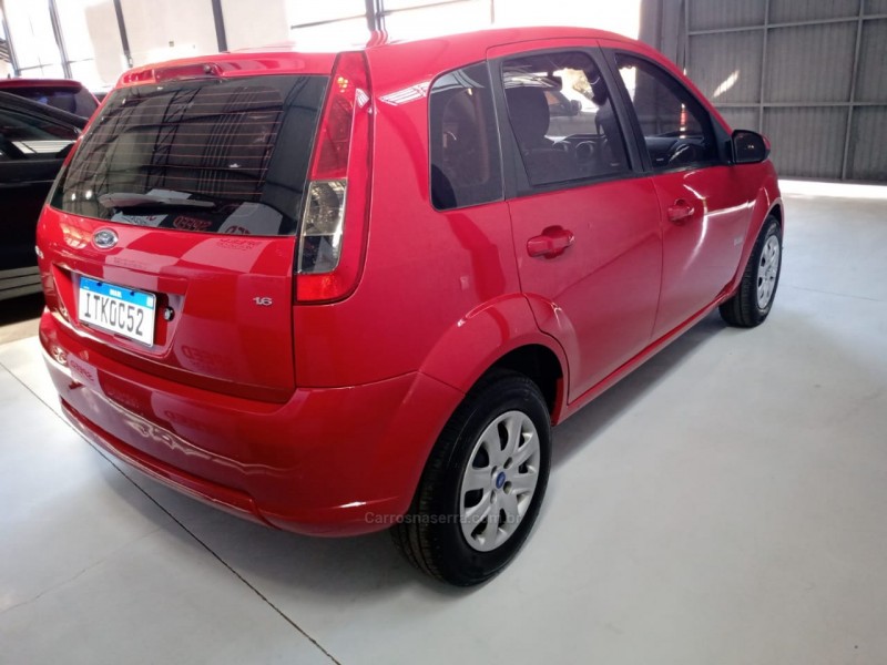 FIESTA 1.6 MPI CLASS HATCH 8V FLEX 4P MANUAL - 2013 - SãO SEBASTIãO DO CAí