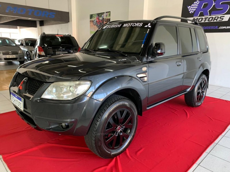 pajero tr4 2.0 4x4 16v 140cv flex 4p automatico 2010 caxias do sul