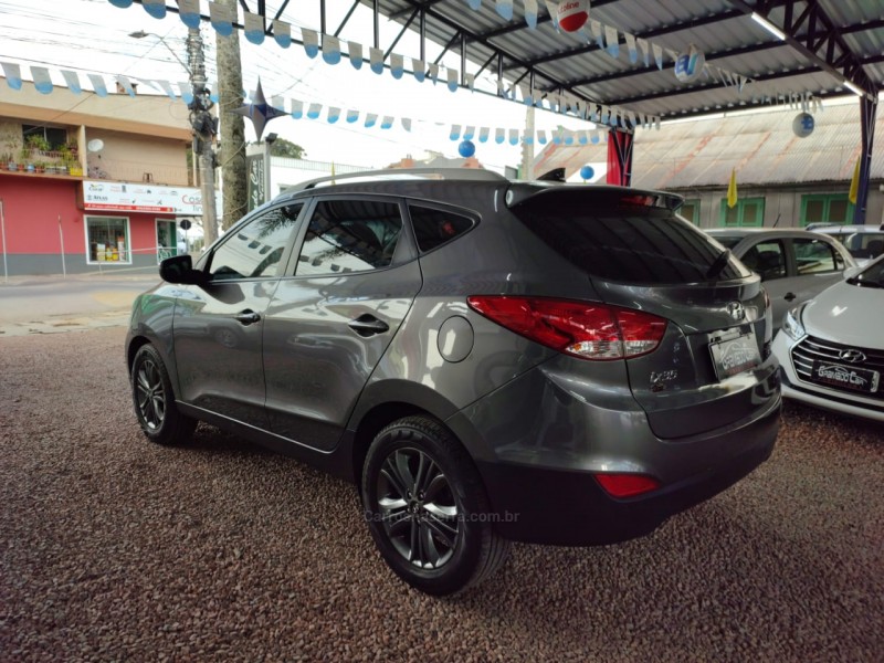 IX35 2.0 GL 4X2 16V FLEX 4P AUTOMÁTICO - 2018 - CANELA