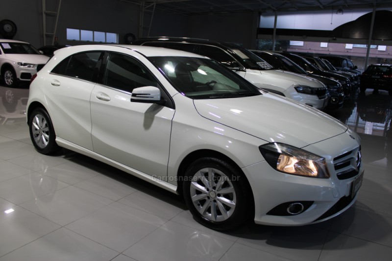 A 200 1.6 TURBO STYLE 16V GASOLINA 4P AUTOMÁTICO - 2014 - CAXIAS DO SUL