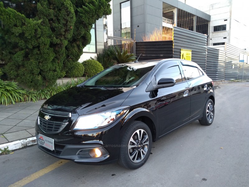 onix 1.4 mpfi ltz 8v flex 4p automatico 2015 farroupilha