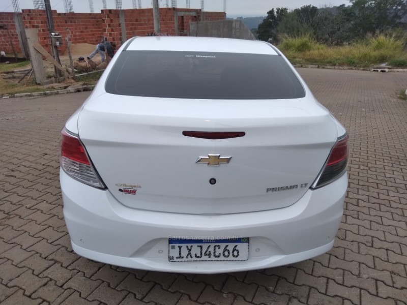 PRISMA 1.4 MPFI LT 8V FLEX 4P MANUAL - 2016 - PAROBé