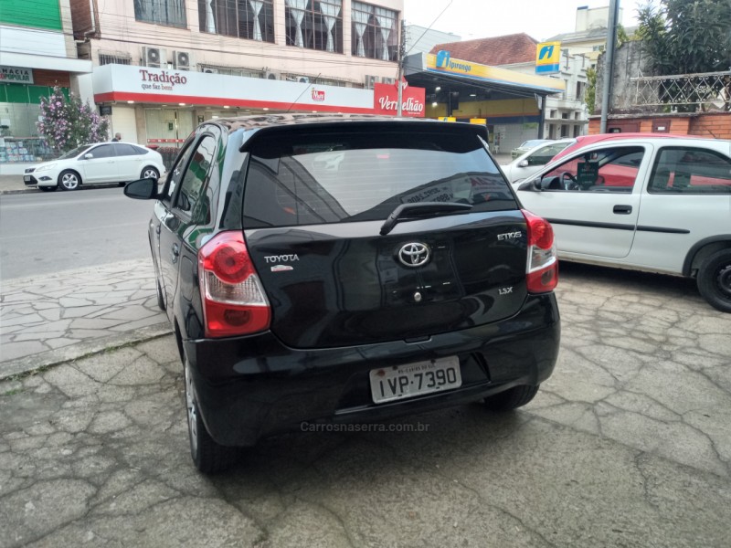 ETIOS 1.3 XS 16V FLEX 4P MANUAL - 2014 - FLORES DA CUNHA