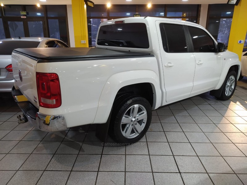 AMAROK 2.0 HIGHLINE 4X4 CD 16V TURBO INTERCOOLER DIESEL 4P AUTOMÁTICO - 2013 - CAXIAS DO SUL