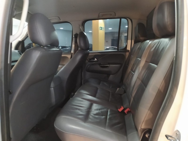 AMAROK 2.0 HIGHLINE 4X4 CD 16V TURBO INTERCOOLER DIESEL 4P AUTOMÁTICO - 2013 - CAXIAS DO SUL