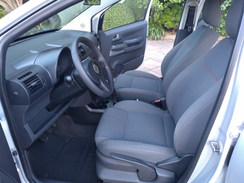 FOX 1.0 MI 8V FLEX 4P MANUAL - 2010 - FARROUPILHA