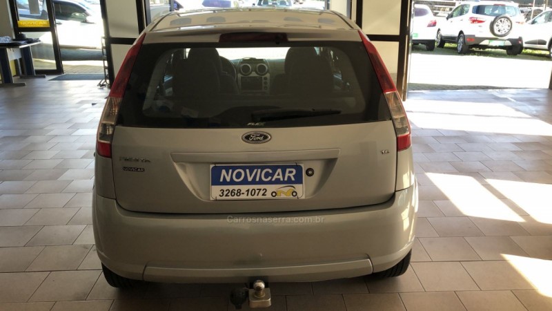 FIESTA 1.6 MPI CLASS 8V GASOLINA 4P MANUAL - 2009 - FARROUPILHA
