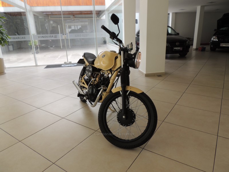 YBR 125K - 2006 - FLORES DA CUNHA