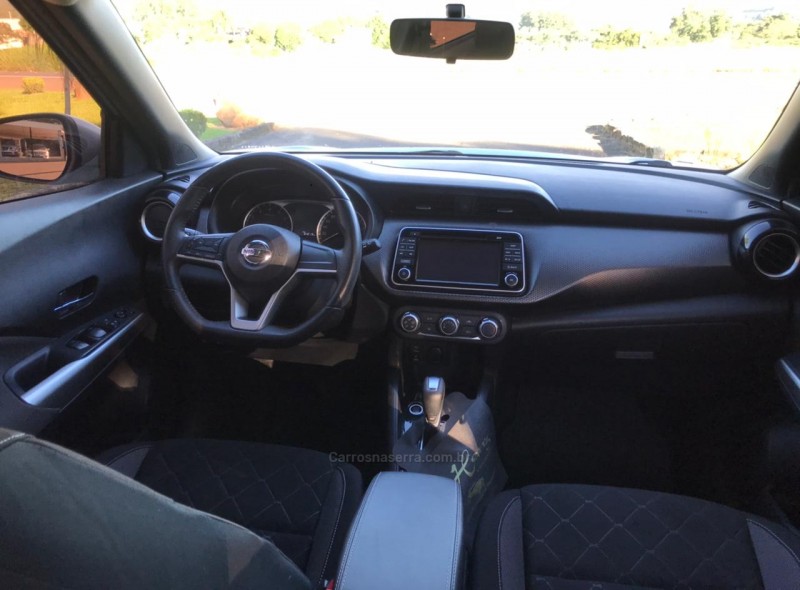 KICKS 1.6 16V FLEX SV PACK PLUS 4P XTRONIC - 2018 - BOM PRINCíPIO