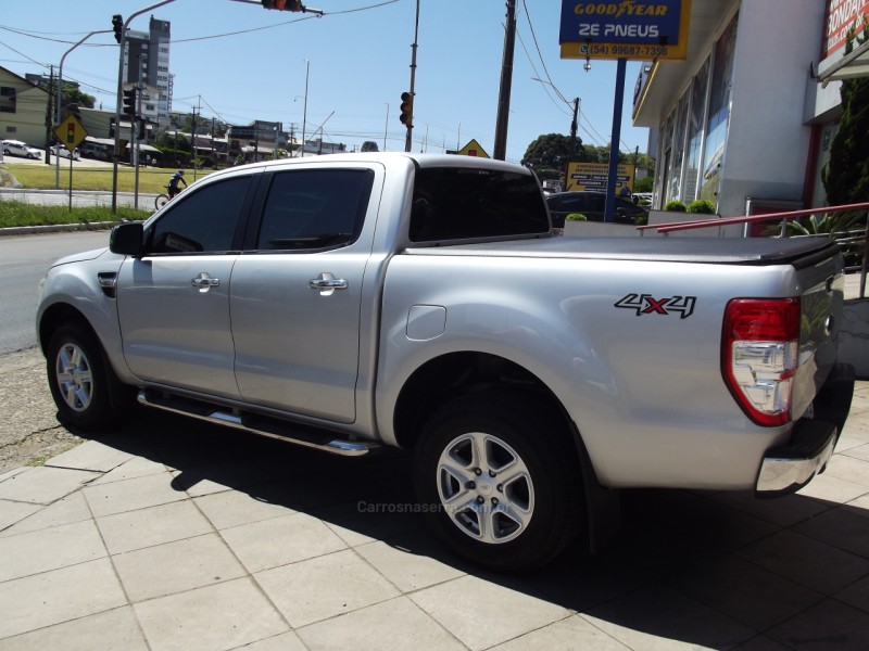 RANGER 3.2 XLT 4X4 CD 20V DIESEL 4P AUTOMÁTICO - 2014 - FARROUPILHA