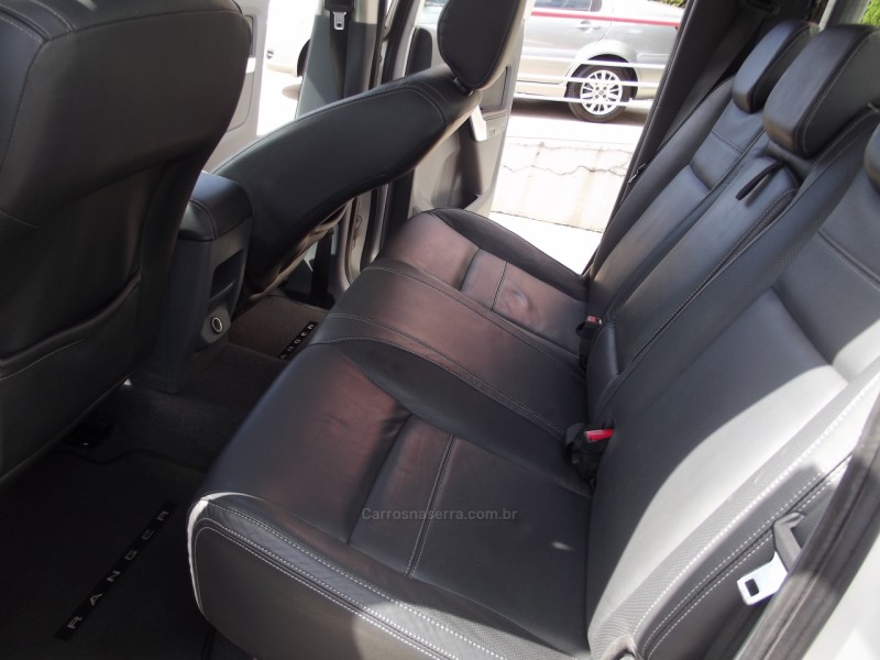 RANGER 3.2 XLT 4X4 CD 20V DIESEL 4P AUTOMÁTICO - 2014 - FARROUPILHA