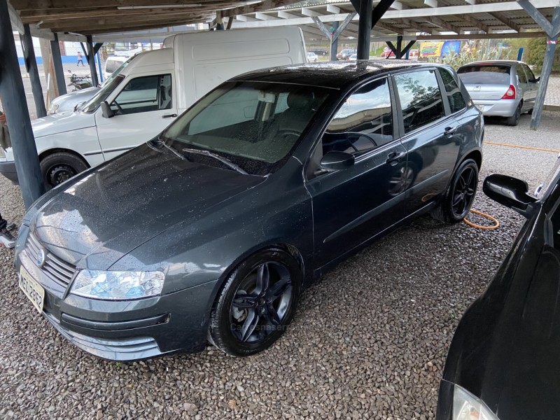 STILO 1.8 MPI 16V GASOLINA 4P MANUAL