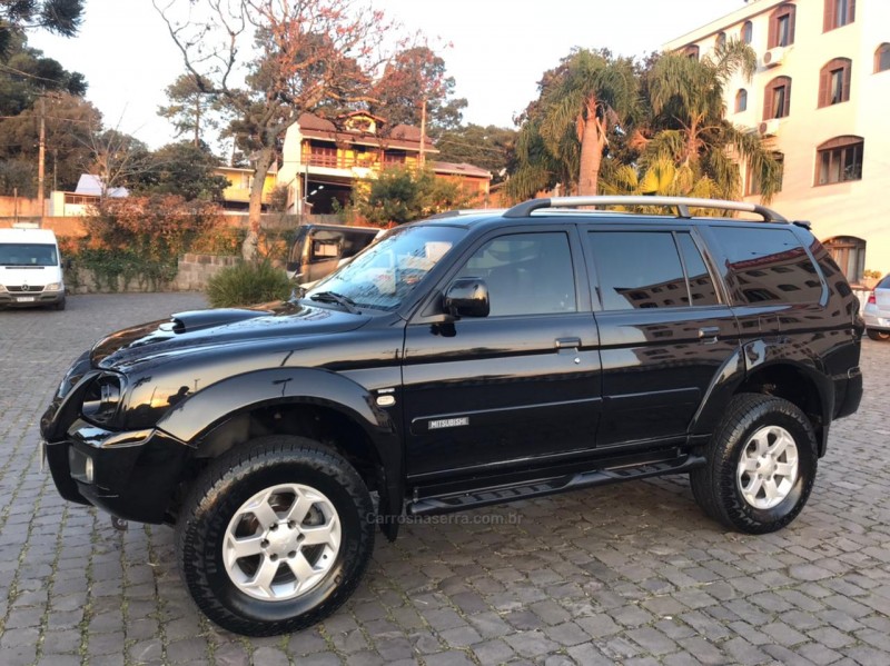 pajero sport 3.5 hpe 4x4 v6 24v flex 4p automatico 2010 caxias do sul