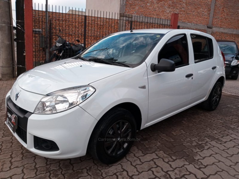 sandero 1.0 authentique 16v flex 4p manual 2013 caxias do sul