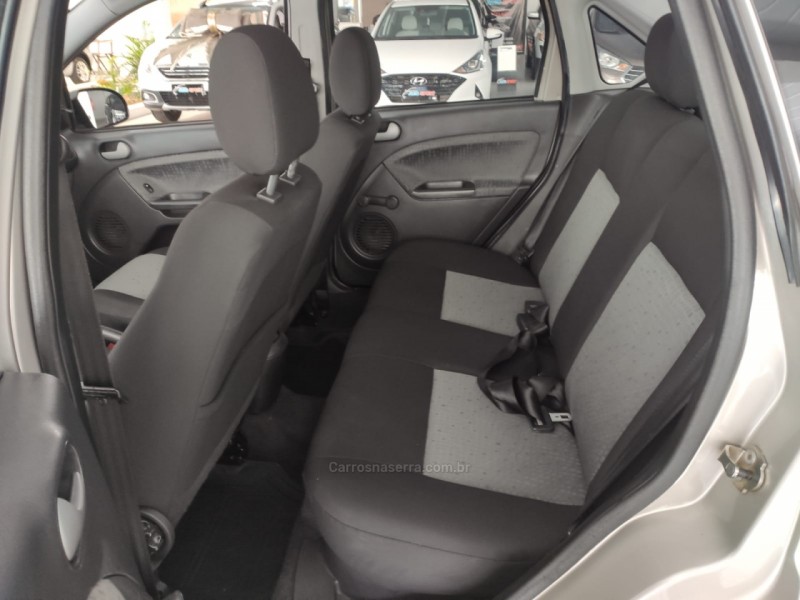 FIESTA 1.6 MPI CLASS 8V GASOLINA 4P MANUAL - 2014 - NOVO HAMBURGO