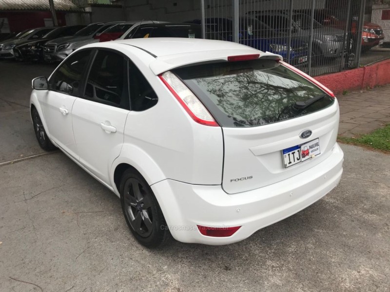 FOCUS 2.0 HA 16V FLEX 4P AUTOMÁTICO - 2013 - CAXIAS DO SUL