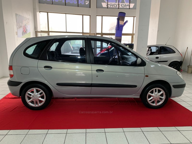SCÉNIC 2.0 RXE 16V GASOLINA 4P MANUAL - 2001 - CAXIAS DO SUL