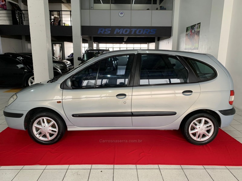SCÉNIC 2.0 RXE 16V GASOLINA 4P MANUAL - 2001 - CAXIAS DO SUL