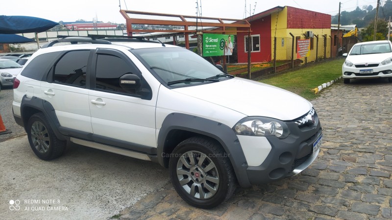 PALIO 1.8 MPI ADVENTURE WEEKEND 16V FLEX 4P MANUAL - 2016 - FARROUPILHA