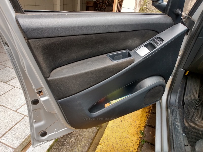 IDEA 1.4 MPI ATTRACTIVE 8V FLEX 4P MANUAL - 2014 - BENTO GONçALVES