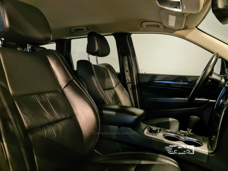 GRAND CHEROKEE 3.6 LAREDO 4X4 V6 24V GASOLINA 4P AUTOMÁTICO - 2011 - BENTO GONçALVES