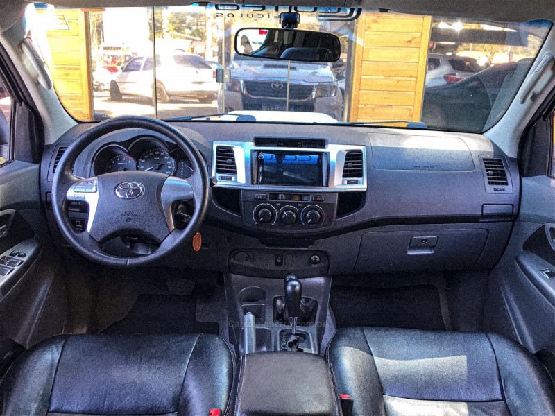HILUX 3.0 SR 4X4 CD 16V TURBO INTERCOOLER DIESEL 4P AUTOMÁTICO - 2015 - CANELA