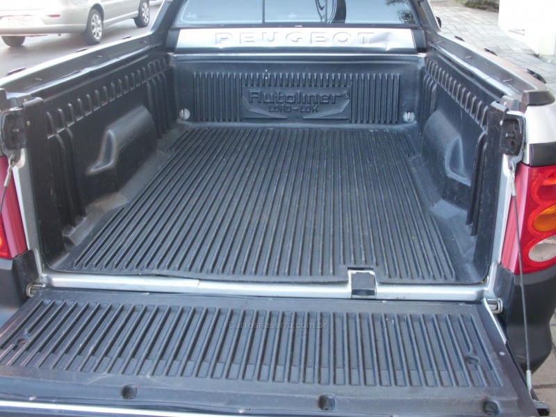 HOGGAR 1.4 XR FLEX 2P MANUAL - 2011 - FLORES DA CUNHA