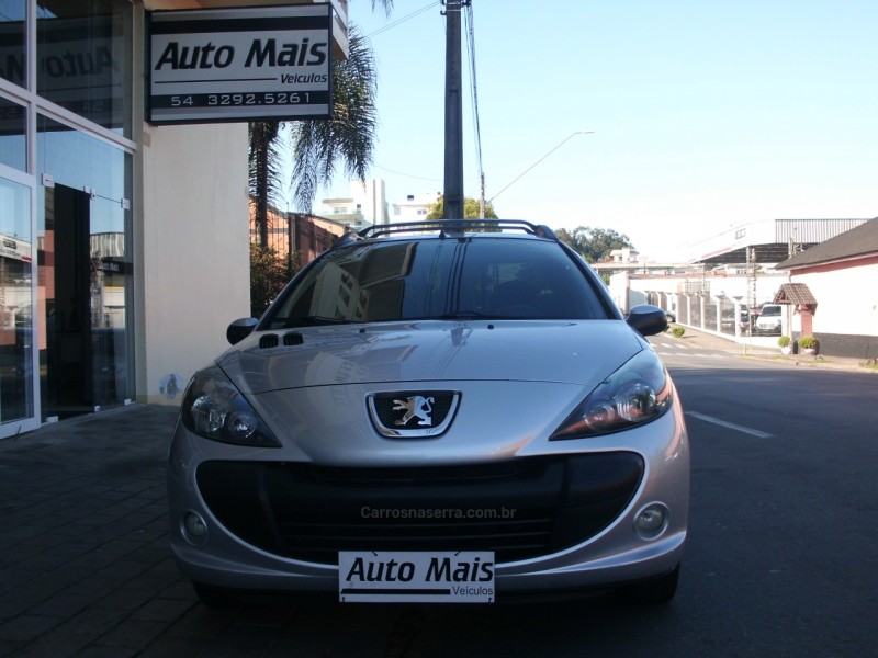 HOGGAR 1.4 XR FLEX 2P MANUAL - 2011 - FLORES DA CUNHA